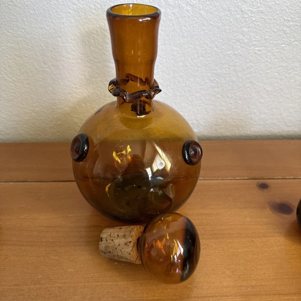 Vtg MCM Spanish Glass Decanter 6 Roly Poly Tumblers Cordial Set Rosettes Amber‎